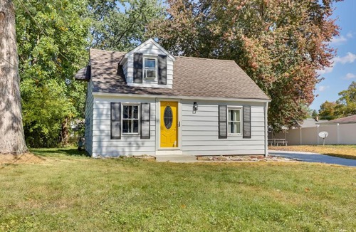 Northfield House | Modern Northfield Cottage w/Yard!
