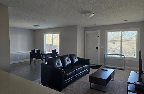 Sage Hill Apartment | Modern Walkout Suite Private Entrance Self Checkin
