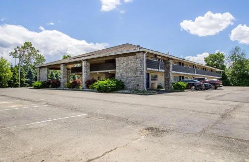 Ashland Hotel | Motel 6-Ashland, OH