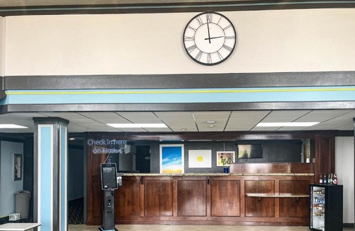 Fremont Hotel | Motel 6 Fremont, OH