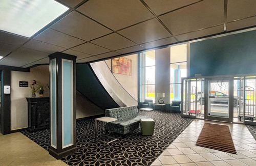 Fremont Hotel | Motel 6 Fremont, OH