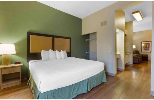 Findlay Hotel | Motel 6 Suites Findlay Tiffin Avenue, OH