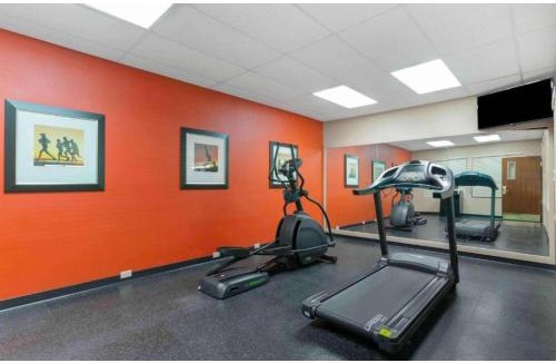 Findlay Hotel | Motel 6 Suites Findlay Tiffin Avenue, OH