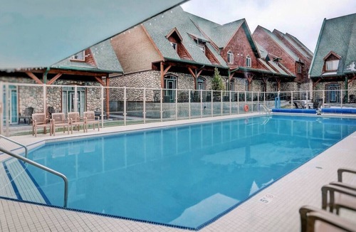 Canmore Villa | Mountain Townhouse with Heated Pool & Free Pass