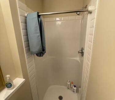 Harvie Heights Apartment | Mountain View Lodge 2 BDRM Townhouse