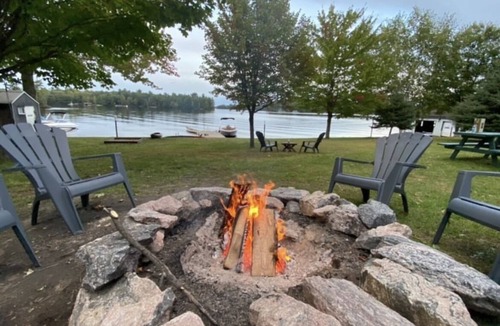 Gravenhurst Cottage | Muskoka Lakeview Retreat