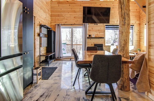 Sainte Rose du Nord Ski Chalet | Nature & Relaxation - Chalet du Sommet