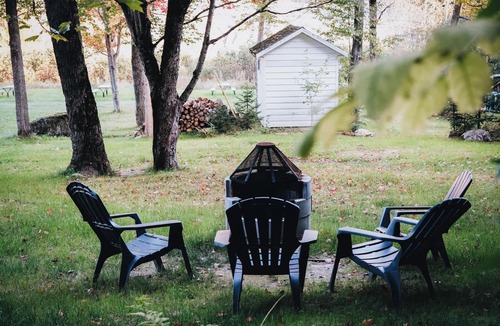 Frampton Ski Chalet | Nature & Wildlife Escape | Alfred Shack