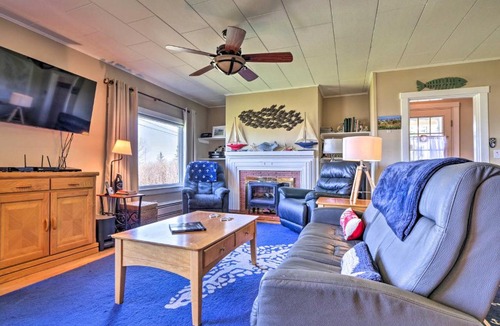 Lubec House | Nautical Lubec Cottage w/Fire Pit & Grill!