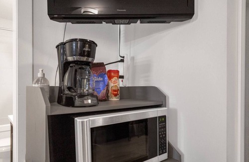 Willoughby Condo | New 2BD Suite Near Events Center