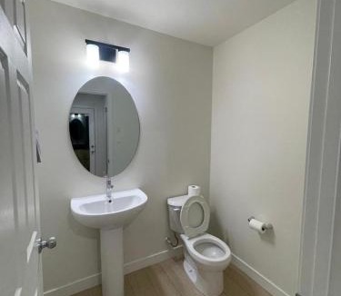 West Edmonton House | New and nice bedroom in Riverview D