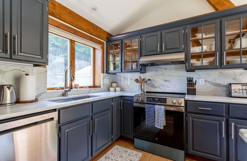 Fishs Eddy House | NEW: Legacy Family Farmhouse near Callicoon