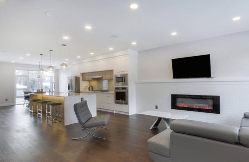 West Edmonton House | NEW LUXURY TOWNHOME UNIT 27