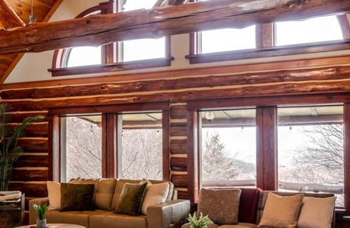Millerton House | NEW! Meadow Ridge, Premier Retreat with Lake View!