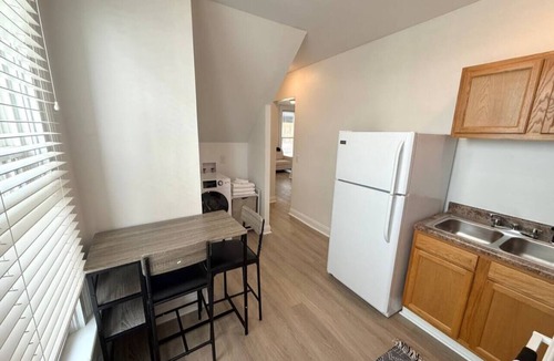 Erie Apartment | Newly remodeled apartment near Gannon