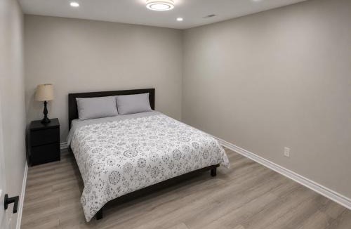 Bridlewood - Emerald Meadows House | Newly Renovated 2BR Walkout Suite in the Heart of Kanata Ottawa
