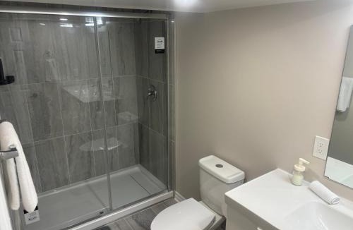 Bridlewood - Emerald Meadows House | Newly Renovated 2BR Walkout Suite in the Heart of Kanata Ottawa