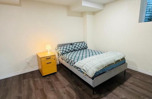 Thorold House | Niagara Falls 2 Bedroom Luxury Basement Apartment