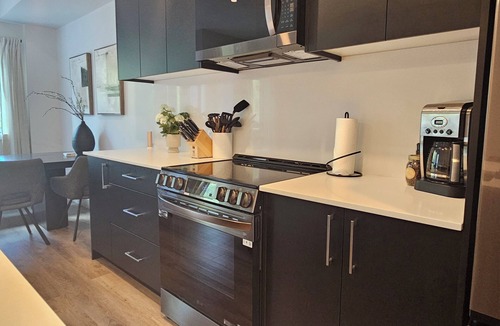 East Kootenay Apartment | Nordix Townhouse | 3 BDRM | Pet friendly | Hot Tub