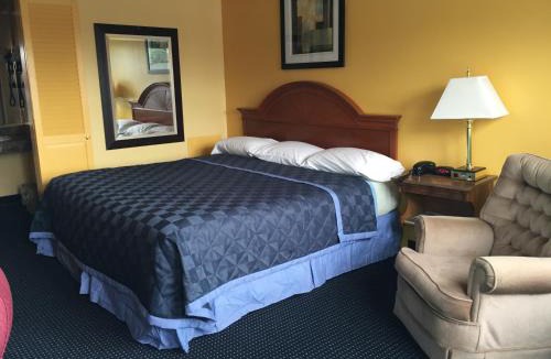Norwalk Hotel | Norwalk Inn