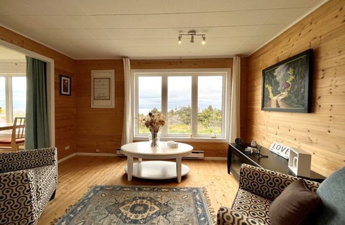 Newfoundland Cabin | Ocean view! Relax at this peaceful getaway only steps from the beach!