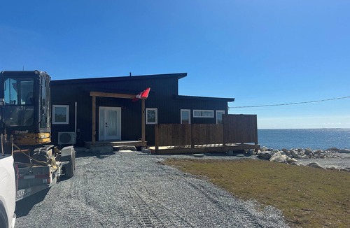Port Medway Cottage | Oceanfront getaway two bedroom plus sofabed, amazing views and close to beaches