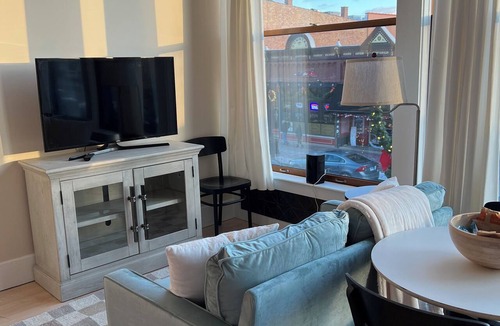 Plainfield Apartment | Odd Fellows Retreat