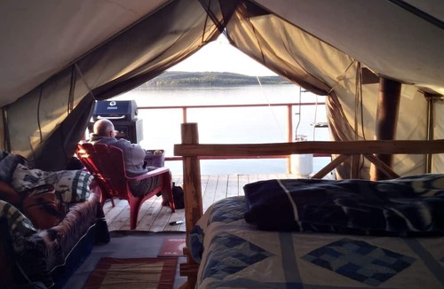 Duncan Lake Boat Rental | Off-Grid Glamping Site near Graham Lake, Ideal for Outdoor Adventures