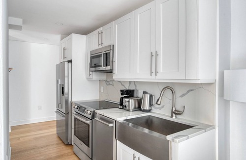 Turtle Bay Apartment | Open Midtown East 2BR w/Gym & Doorman, nr Grand Central, by Blueground