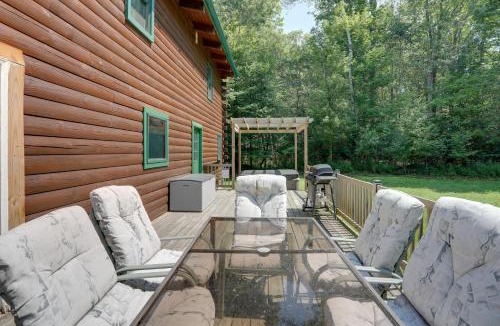Harmony House | Panama Cabin on 36 Acres w/Hot Tub & Trails!