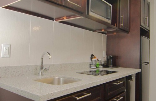 Redwater Hotel | Paradise Inn & Kitchenette Suites