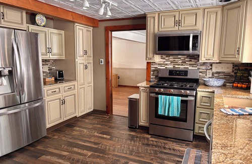 Conesus Cottage | Peaceful 4-bedroom cottage in charming Conesus Lake, perfect for relaxing