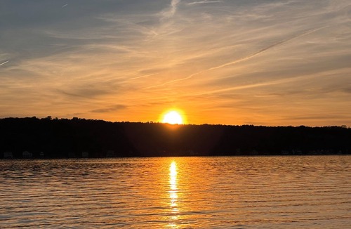 Conesus Cottage | Peaceful 4-bedroom cottage in charming Conesus Lake, perfect for relaxing