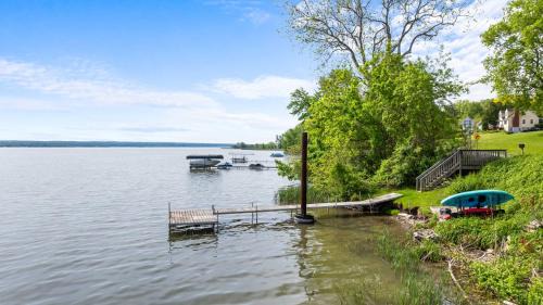 Seneca Falls House | Peaceful Lakeview Cottage lake access & fire pit