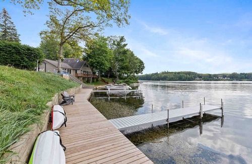 Newaygo Cabin | Pet-friendly Cabin Dock, Kayaks, Firepit, BBQ