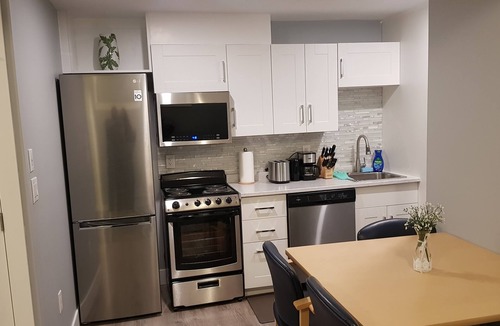 Saskatoon Apartment | Pleasant 1 Bedroom Private Suite in the Meadows