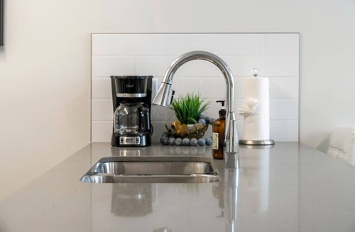 Cranston Apartment | Plume's Haven | Cozy | Pets | Bow River | Cranston