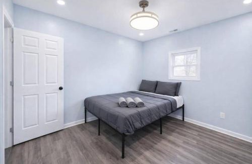 Buffalo Apartment | Premium Retreat Near Hospital and Falls