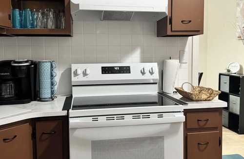Boardman Apartment | Prime Boardman Location Ocean Oasis w/King Bed Near Golf