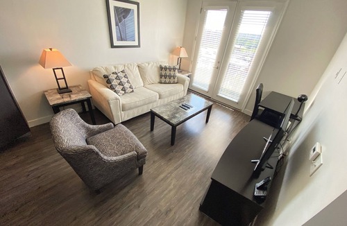 Radnor - Fort Myer Heights Apartment | Prime Location 1BR in Secure Bldg., Near Dining, Amenities & Walkable!