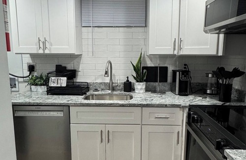 Northeast House | Private 1BR Home Parking Near Metro