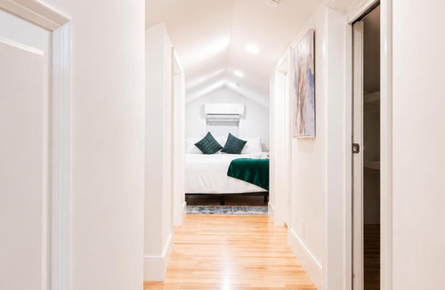 Corn Hill Apartment | Private 1BR1BD,Apt Near High Falls, TV, Kitchen