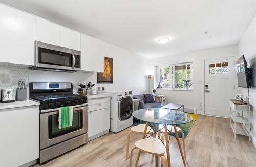 Riley Park House | Private 2-Bed Garden Suite | Quiet & Comfortable