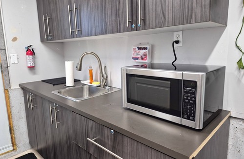 Gatineau House | Private 2-brdm basement unit (full bathroom/shared laundry)