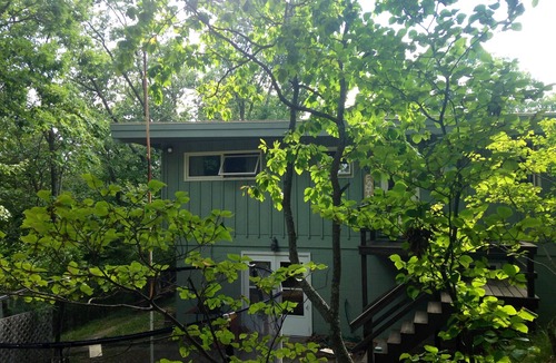 Pentwater Cottage | Private and Quiet Lake Michigan Waterfront Cottage on 7 acres