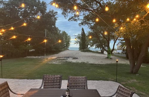 Pigeon House | Private Lakefront Cottage on North Shore Sand Point.