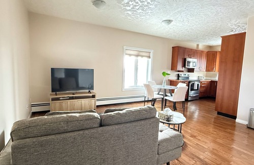 Yellowknife House | Private Lakeview Suite Near Downtown | Aurora Views | Cozy & Quiet