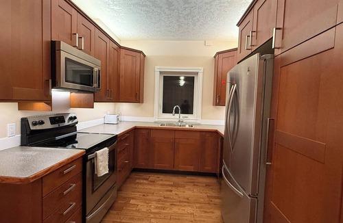 Yellowknife House | Private Lakeview Suite Near Downtown | Aurora Views | Cozy & Quiet