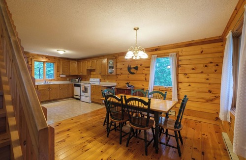 L'Amable Cottage | Private Waterfront Cottage on Clear Warm Lake | 4-Season + Fire Pit
