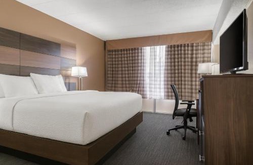 Richmond Hotel | Quality Inn and Conference Center